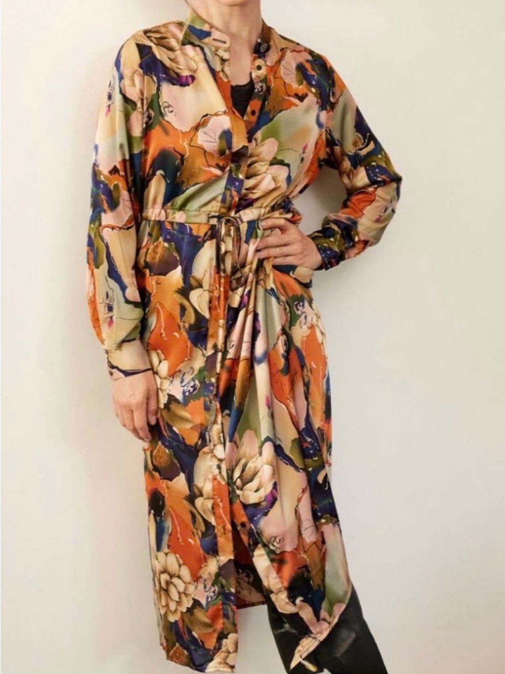 Soulmates Long Sleeve Floral Midi Dress in Orange and Navy  Size M